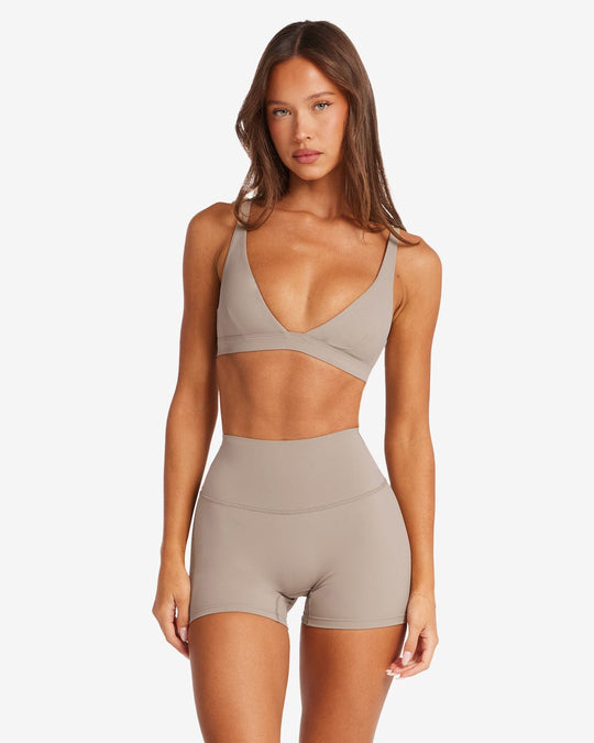 Freedom Contour Crop | Almond