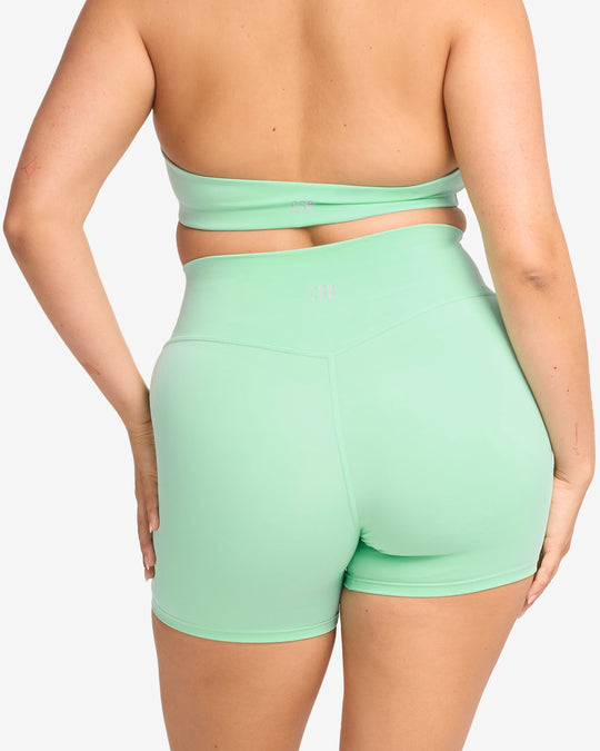 Serenity Shorts 5" | Mint