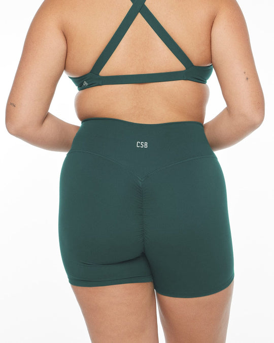 Serenity Scrunch Shorts 4" | Forest Green