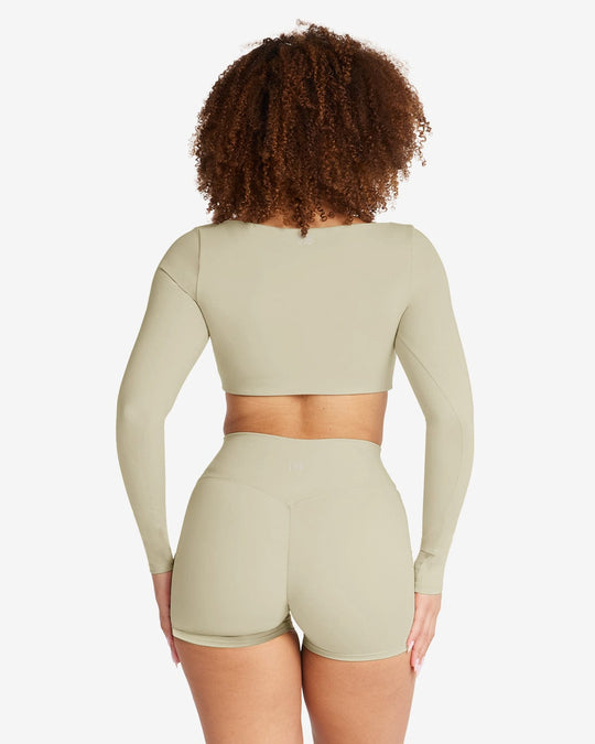 Freedom Scoop Long Sleeve Crop | Chai