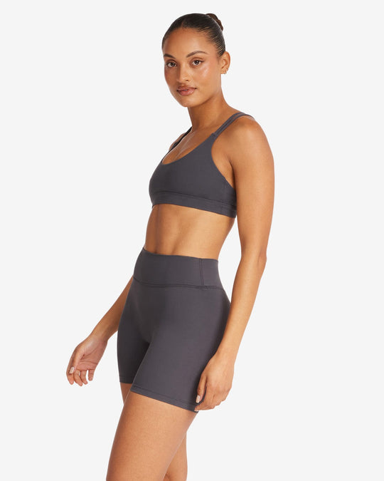 Form Cece Crop | Charcoal