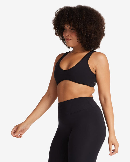 Serenity Isla Crop | Black