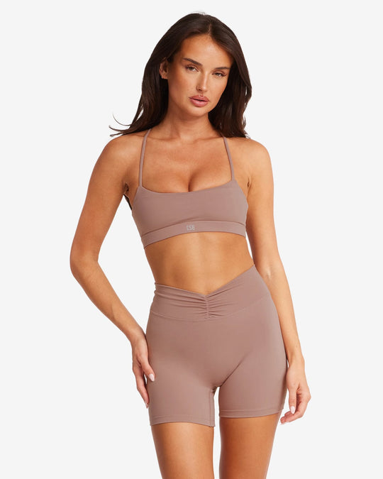 Form Gia Crop | Walnut