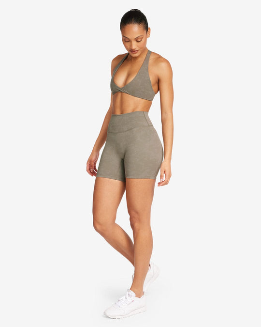 Fade Scrunch Shorts 6" | Olive