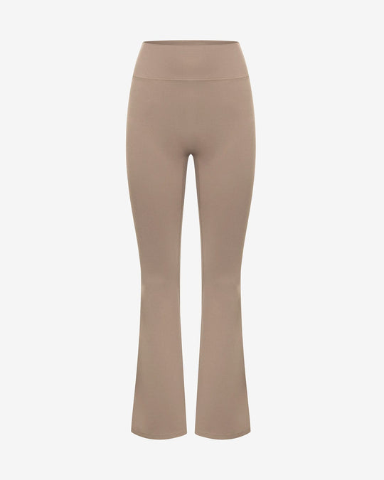 Form Invisible Scrunch Flare Leggings | Latte