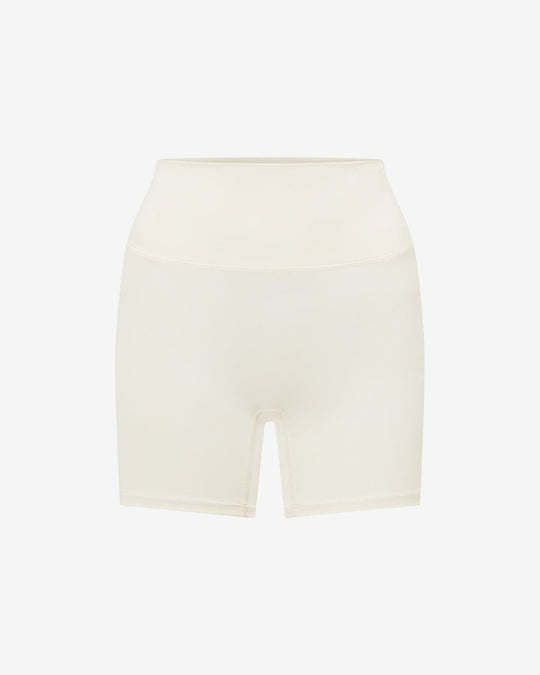 Fade Scrunch Shorts 5" | Vanilla