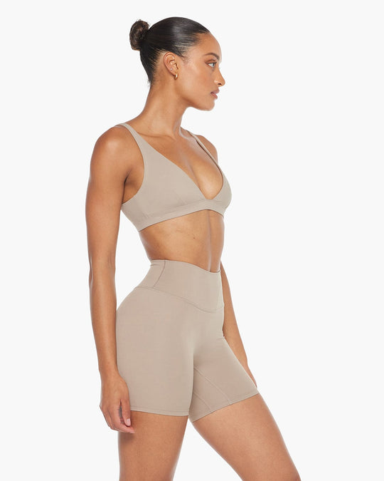 Freedom Contour Crop | Almond